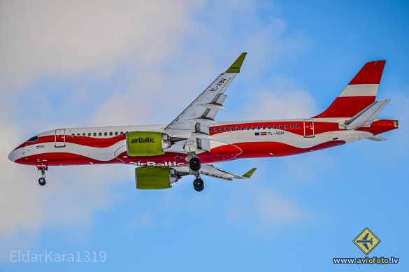 Airbus A220-300